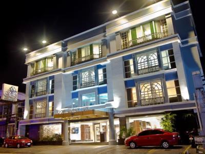 Crown Regency Makati Hotel