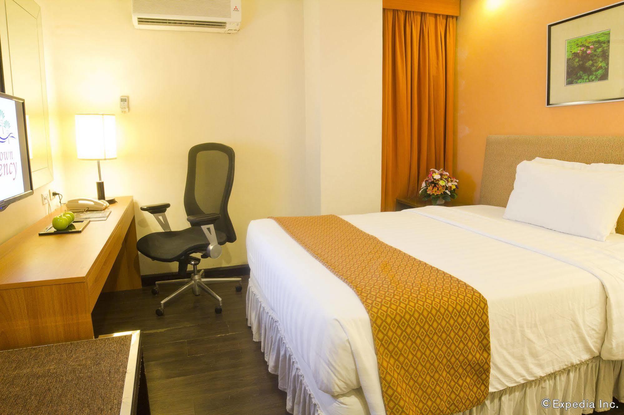 Crown Regency Makati Hotel Makati City